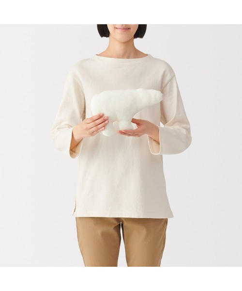 無印良品(ムジルシリョウヒン)の「ポケット付き 動物クッション(ホッキョクグマ) 26×16.5cm(クッション/クッションカバー・メンズ・その他・FREE)」の6枚目の写真