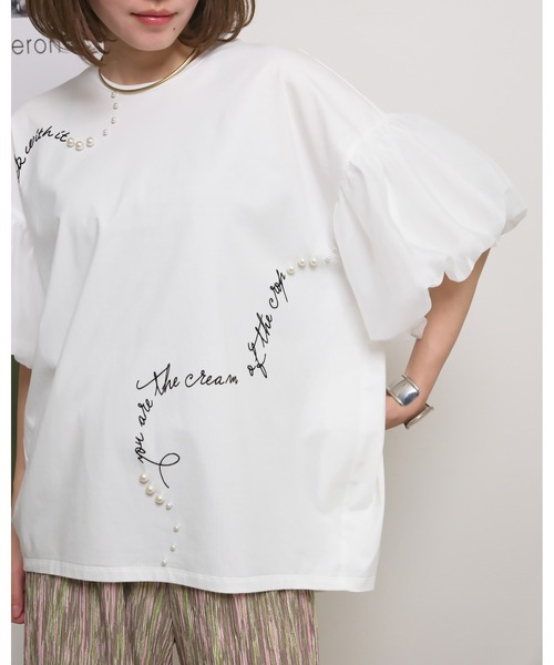 palm RICHE(ポームリシュ)の「シアーバルーン半袖Tシャツ ロゴプリント&パールデザイン(Tシャツ/カットソー・レディース・レッド/オフホワイト/ブラック・M)」の2枚目の写真