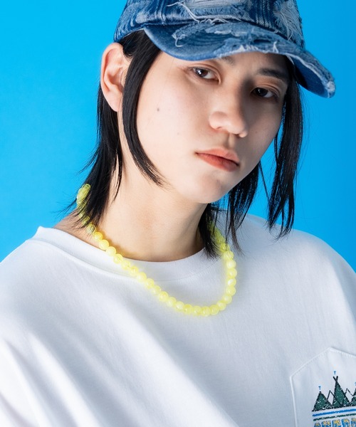 an meets zakka（アンミツザッカ）の「an meets zakka マーブルカラーパールネックレス(40cm)（ネックレス・レディース・ライトブルー/パープル/ブルー/オレンジ/イエロー/ピンク・ONESIZE）」の8枚目の写真