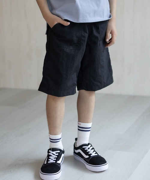 NAVY(ネイビー)の「【 水陸両用 】はっ水 ナイロンショートパンツ 丈夫で軽量(その他パンツ・キッズ・ネイビー/ベージュ/ブラック/カーキ/チャコールグレー・120/130/140/150/160)」の2枚目の写真