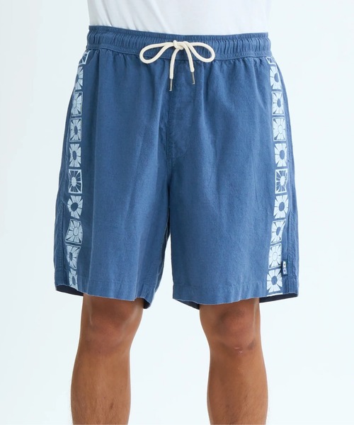 Quiksilver(クイックシルバー)の「SCHANK SHORT /クイックシルバーサイドプリントウォークショーツ・ハーフパンツ(その他パンツ・メンズ・ブラック・MEDIUM/LARGE/X-LARGE/SMALL)」の1枚目の写真