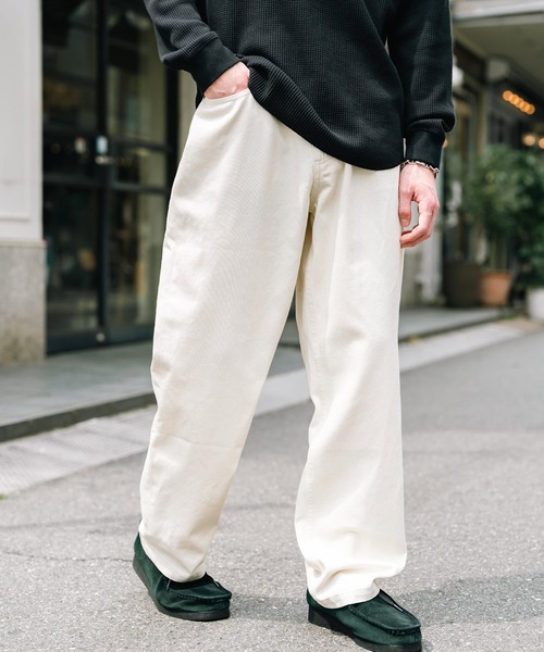 Rocky Monroe（ロッキーモンロー）の「ルーズシルエットワイドデニムパンツ（デニムパンツ・メンズ・ケミカルウォッシュ/ブルー/ダークブラック/ライトブラック/ワンウォッシュ/ブラック/オフホワイト・M/L/XL）」の9枚目の写真