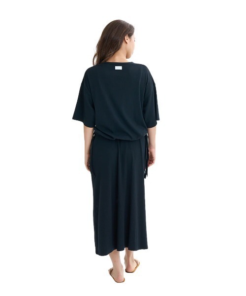 BILLABONG(ビラボン)の「BILLABONG レディース ENSEMBLE ONEPIECE ワンピース 【2025年夏モデル】/ビラボンセットアップトップス付きワンピース(ワンピース・レディース・ブラック/ホワイト・MEDIUM)」の12枚目の写真