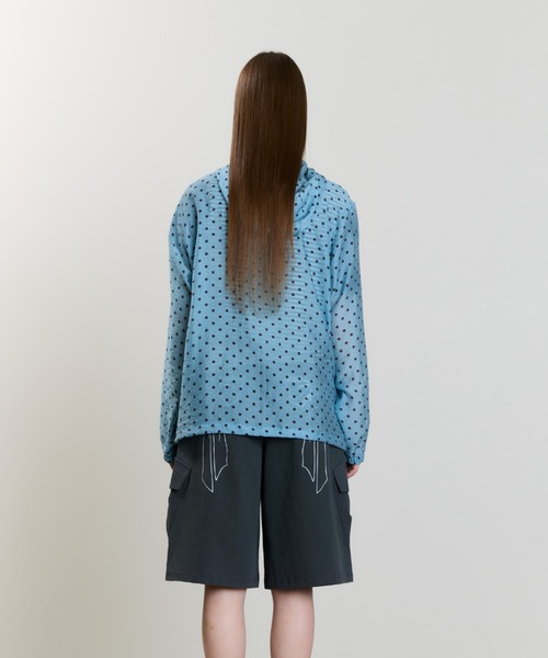 LUVISTRUE(ラヴイズトゥルー)の「SM WINDBREAKER(ナイロンジャケット・レディース・チャコール/ライトブルー/ブルー・FREE)」の12枚目の写真