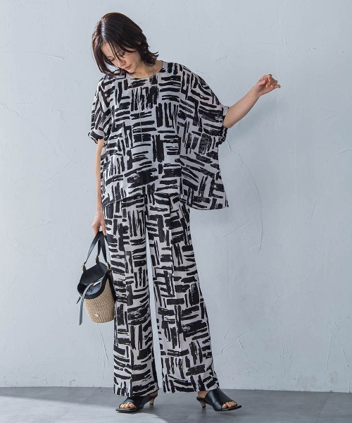 LAUTREAMONT（ロートレアモン）の「麻調ボイルプリントブラウス≪洗濯機で洗える≫（シャツ/ブラウス・レディース・ブルー系その他/ブラック系その他・9号）」の6枚目の写真