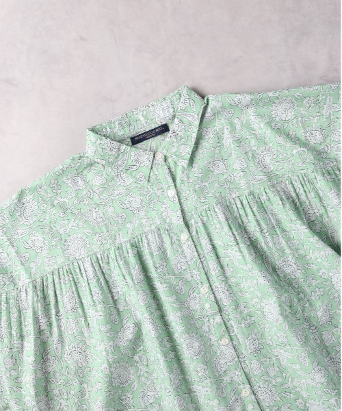 Right-on(ライトオン)の「HONEYSUCKLE ROSE(ハニーサックルローズ)【レディース】総柄ブラウス(シャツ/ブラウス・レディース・フューシャピンク/ケリーグリーン・L/M)」の4枚目の写真