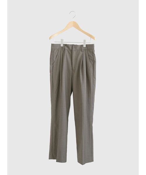 FIKA.(フィーカ)の「Double tucked straight pants(スラックス・レディース・グレー/モカ・FREE)」の20枚目の写真