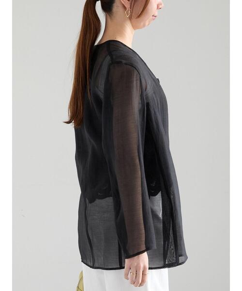 Te chichi（テチチ）の「【松井愛莉着用】シアーノーカラーシャツ（シャツ/ブラウス・レディース・オフホワイト/ブラック/ブラウン・F）」の16枚目の写真