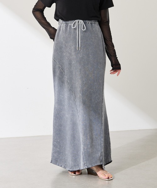 COLLAGE GALLARDAGALANTE（コラージュガリャルダガランテ）の「Q.anos/パッチマーメイドスカート（スカート・レディース・ブルー/グレー・FREE）」の4枚目の写真