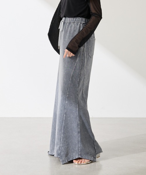 COLLAGE GALLARDAGALANTE（コラージュガリャルダガランテ）の「Q.anos/パッチマーメイドスカート（スカート・レディース・ブルー/グレー・FREE）」の5枚目の写真