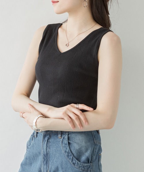 RCD(アールシーディー)の「前後2WAYランダムリブタンクトップ Vネック 丸首(タンクトップ・レディース・モカ/ホワイト/ブラック/ベージュ/カーキ・M/L/LL/3L/4L)」の1枚目の写真