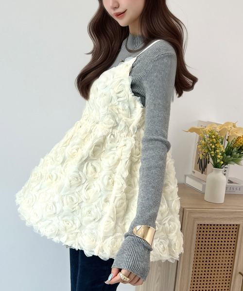 セール】SNSで大バズり中!3Dフラワーモチーフフレアキャミビスチェ