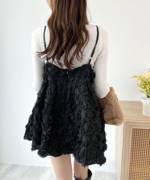 セール】SNSで大バズり中!3Dフラワーモチーフフレアキャミビスチェ