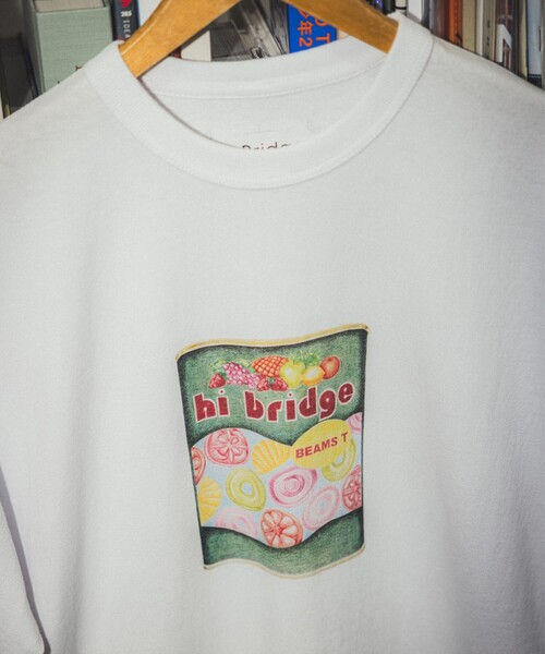 BEAMS T（ビームスティー）の「Hi Bridge Books / Candy T-shirt（Tシャツ/カットソー・メンズ・ホワイト・XS/L/M/S）」の2枚目の写真