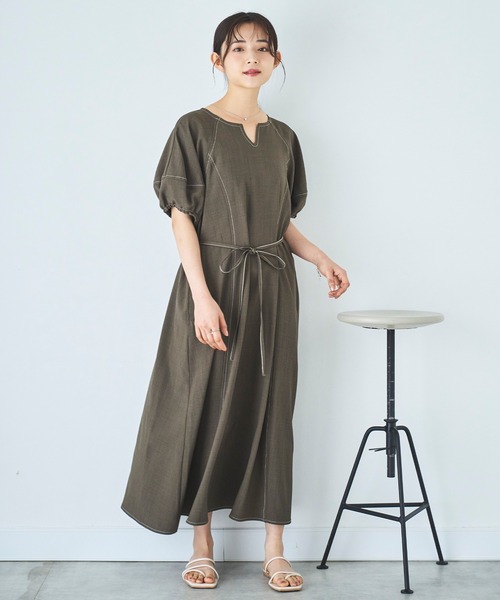 mil(ミル)の「ランタンスリーブ キーネックワンピース(ワンピース・レディース・グレイッシュベージュ/ダークブラウン/ブラック・XS/S)」の1枚目の写真