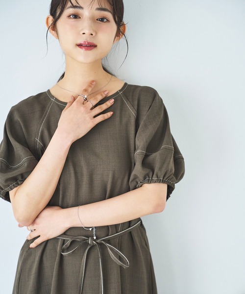 mil(ミル)の「ランタンスリーブ キーネックワンピース(ワンピース・レディース・グレイッシュベージュ/ダークブラウン/ブラック・XS/S)」の19枚目の写真
