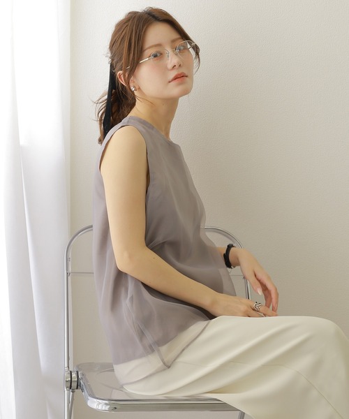 LAULEN(ローレン)の「sheer layered sleeveless tops /シアーレイヤードクルーネックノースリトップス(シャツ/ブラウス・レディース・ブラウン/グレー/ブラック・FREE)」の1枚目の写真