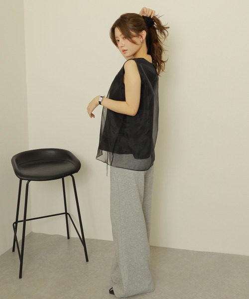 LAULEN(ローレン)の「sheer layered sleeveless tops /シアーレイヤードクルーネックノースリトップス(シャツ/ブラウス・レディース・ブラウン/グレー/ブラック・FREE)」の9枚目の写真