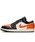 JORDAN BRAND�i�W���[�_���u�����h�j�́u�G�A �W���[�_�� 1 LOW �����Y�V���[�Y / Air Jordan 1 Low Men's Shoes 553558-081 Black�i�X�j�[�J�[�j�v�b�u���b�N