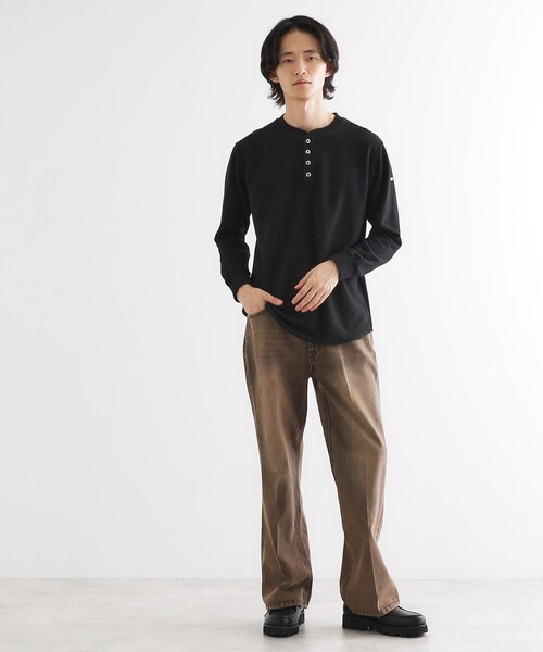 tk.TAKEO KIKUCHI（ティーケータケオキクチ）の「ワッフル＆スムースプレートヘンリーカットソー（Tシャツ/カットソー・メンズ・ホワイト/ブラック・03/02）」の9枚目の写真