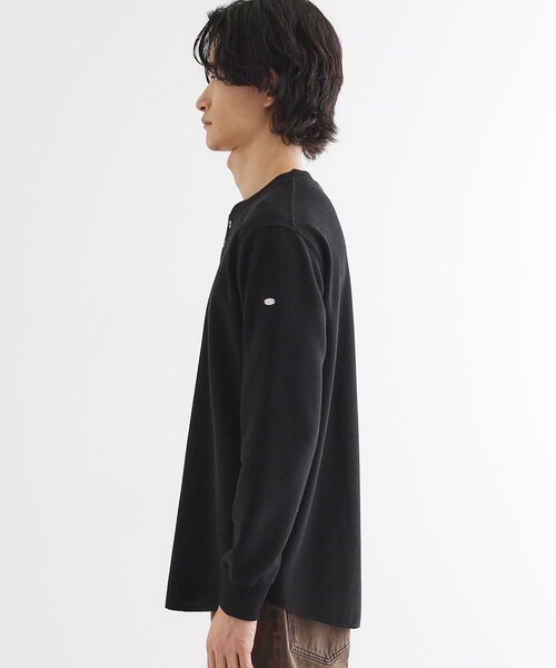 tk.TAKEO KIKUCHI（ティーケータケオキクチ）の「ワッフル＆スムースプレートヘンリーカットソー（Tシャツ/カットソー・メンズ・ホワイト/ブラック・03/02）」の13枚目の写真
