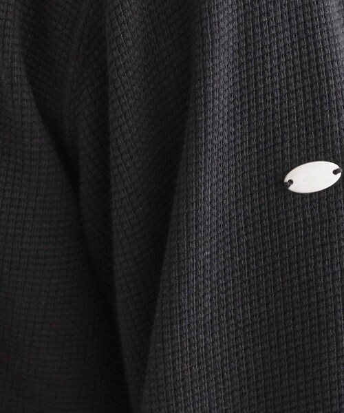 tk.TAKEO KIKUCHI（ティーケータケオキクチ）の「ワッフル＆スムースプレートヘンリーカットソー（Tシャツ/カットソー・メンズ・ホワイト/ブラック・03/02）」の18枚目の写真