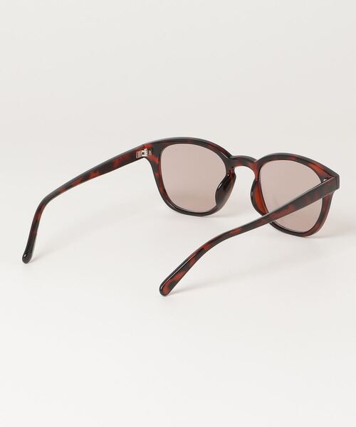 X-girl(エックスガール)の「WELLINGTON SUNGLASSES(サングラス・レディース・グレー/ブラック/ブラウン・ONE SIZE)」の11枚目の写真