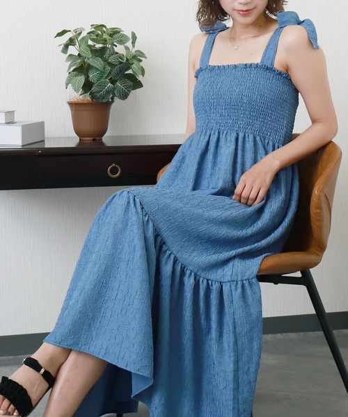 libelle more(リベル モア)の「リボンショルダーシャーリングキャミワンピース(ワンピース・レディース・ブルー/ブラック/アイボリー・M/L)」の1枚目の写真