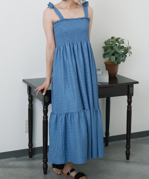 libelle more(リベル モア)の「リボンショルダーシャーリングキャミワンピース(ワンピース・レディース・ブルー/ブラック/アイボリー・M/L)」の5枚目の写真