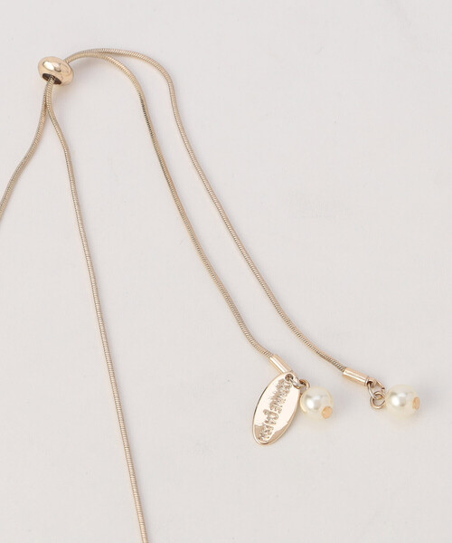 COMME CA ISM(コムサイズム)の「プラスチックパールスライドネックレス(ネックレス・レディース・ゴールド・FREE)」の4枚目の写真