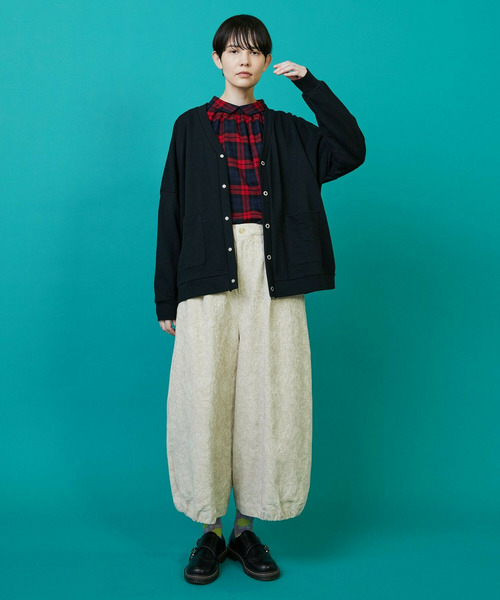 FRAPBOIS(フラボア)の「ウラケカーデ(カーディガン/ボレロ・レディース・グレー/ブラック/オートミール・1/2)」の5枚目の写真