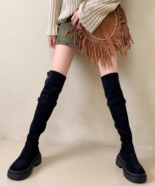 c.u.l（シーユーエル）の「厚底 スエード調 2WAY ベルト付き ニーハイロングブーツ culs146（ブーツ・レディース・ブラック/ベージュ・39/38/37/36）」の2枚目の写真