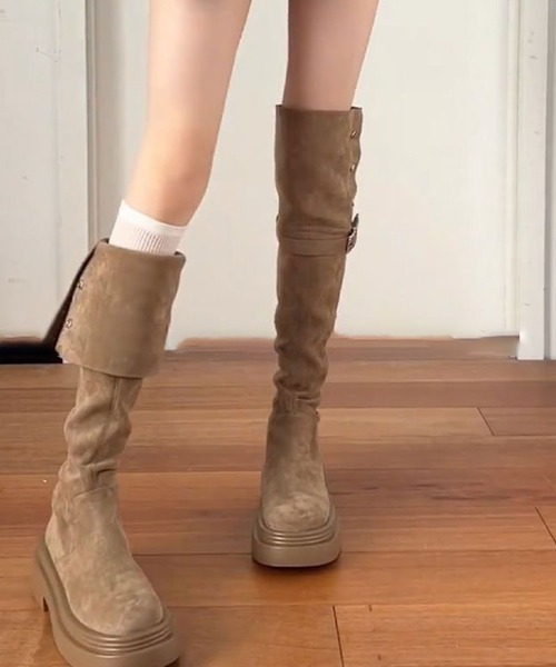 c.u.l（シーユーエル）の「厚底 スエード調 2WAY ベルト付き ニーハイロングブーツ culs146（ブーツ・レディース・ブラック/ベージュ・39/38/37/36）」の6枚目の写真