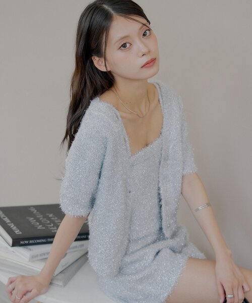 アルベロベロ ブローチ付 カーディガン シルバーラメ柄 アルベロベロ ブローチ付 カーディガン シルバーラメ柄