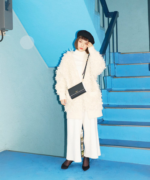 Samantha Thavasa Petit Choice（サマンサタバサ　プチチョイス）の「バイカラーレザーシリーズ　ミニバッグ◆（ショルダーバッグ・レディース・ブラック/ホワイト/ピンク/梅・FREE）」の20枚目の写真