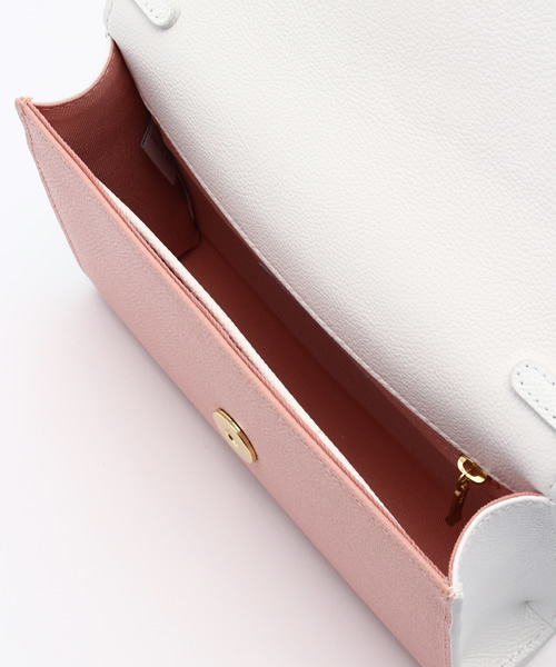 Samantha Thavasa Petit Choice（サマンサタバサ　プチチョイス）の「バイカラーレザーシリーズ　ミニバッグ◆（ショルダーバッグ・レディース・ブラック/ホワイト/ピンク/梅・FREE）」の15枚目の写真