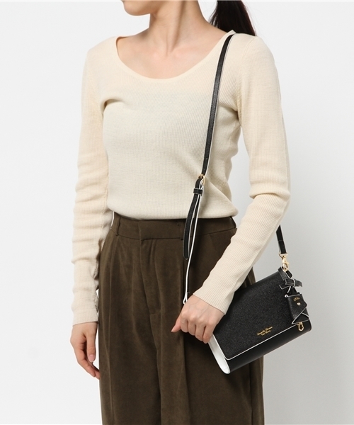 Samantha Thavasa Petit Choice（サマンサタバサ　プチチョイス）の「バイカラーレザーシリーズ　ミニバッグ◆（ショルダーバッグ・レディース・ブラック/ホワイト/ピンク/梅・FREE）」の11枚目の写真