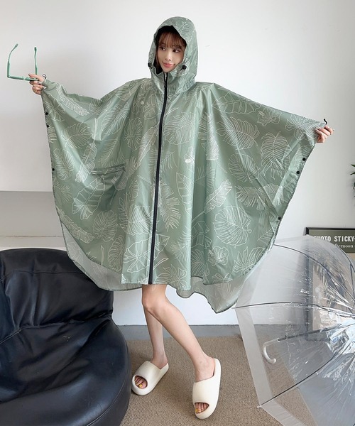 セール】バックパック対応マルチレインポンチョ／フード付き（レイン