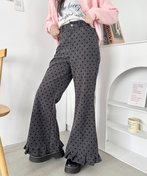 SOLLON.（ソルロン）の「裾フリルドットコーデュロイパンツ（その他パンツ・レディース・グレー/ブラック・S/M）」の13枚目の写真
