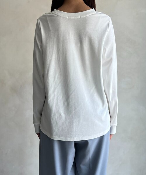 Chez toi(シェトワ)の「【撥水加工】トリケアロゴプリントロンT(Tシャツ/カットソー・レディース・オフホワイト/グレー/ブラック/グレイッシュベージュ・FREE)」の12枚目の写真