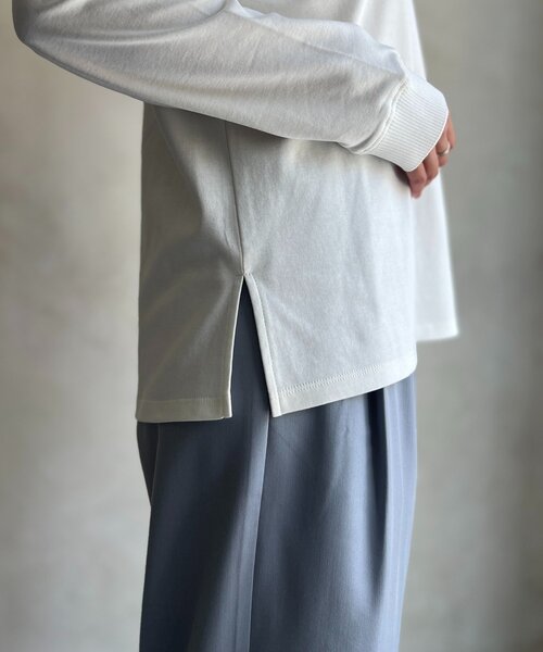 Chez toi(シェトワ)の「【撥水加工】トリケアロゴプリントロンT(Tシャツ/カットソー・レディース・オフホワイト/グレー/ブラック/グレイッシュベージュ・FREE)」の13枚目の写真