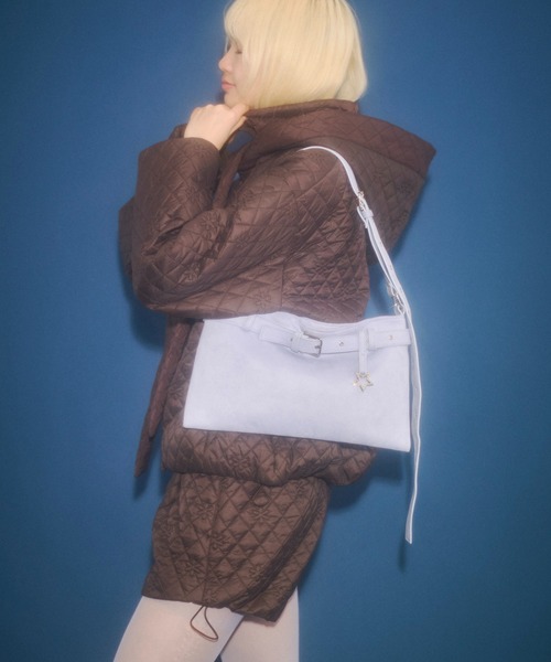 FEKETE（フェケテ）の「floral quilted shorts / 花柄キルティングショートパンツ（その他パンツ・レディース・アイボリー/イエロー/ブラウン・MEDIUM/SMALL/LARGE）」の13枚目の写真