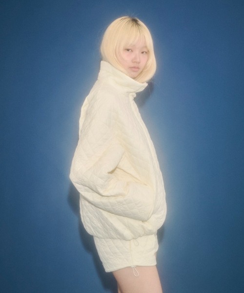 FEKETE（フェケテ）の「floral quilted shorts / 花柄キルティングショートパンツ（その他パンツ・レディース・アイボリー/イエロー/ブラウン・MEDIUM/SMALL/LARGE）」の21枚目の写真