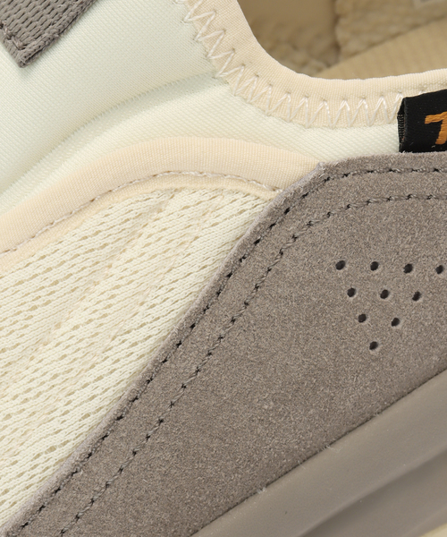 Teva(テバ)の「【Teva/テバ】Hurricane Daybreaker Slip On(その他シューズ・レディース・ピンク/アイボリー・23cm/24cm/25cm)」の9枚目の写真