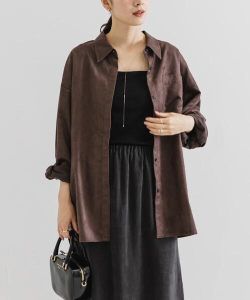 URBAN RESEARCH（アーバンリサーチ）の「スエードライクルーズシャツ（シャツ/ブラウス・レディース・ベージュ/ブラウン・FREE）」の2枚目の写真