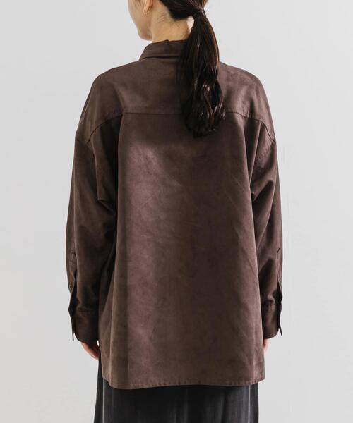 URBAN RESEARCH（アーバンリサーチ）の「スエードライクルーズシャツ（シャツ/ブラウス・レディース・ベージュ/ブラウン・FREE）」の19枚目の写真