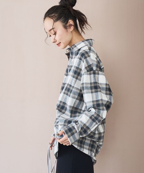 coen（コーエン）の「オンブレチェックライトネルレギュラーシャツ（シャツ/ブラウス・レディース・オフホワイト/ダークグレー/ネイビー/ブラウン・L/M）」の6枚目の写真