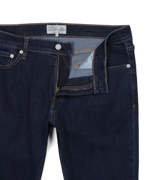 The DUFFER of ST.GEORGE(ザダファーオブセントジョージ)の「STANDARD SLIM JEANS "OW":DUFFER定番 ワンウォッシュ スキニーデニム スリムジーンズ(デニムパンツ・メンズ・ダークインディゴブルー・X-LARGE/LARGE/MEDIUM/SMALL)」の3枚目の写真
