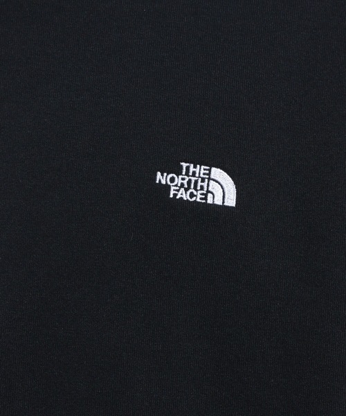 THE NORTH FACE(ザノースフェイス)の「THE NORTH FACE(ザ・ノース・フェイス)】スモールロゴヘザースウェットクルー(スウェット・メンズ・ブラック/グレー・MEDIUM/LARGE)」の4枚目の写真