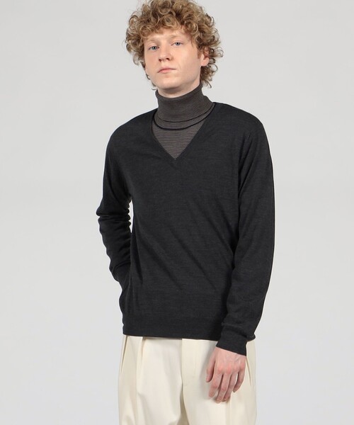 TOMORROWLAND tricot スーパーファインメリノウール Vネックプル
